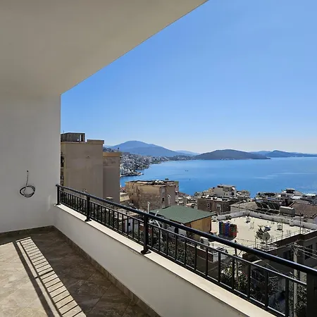 Apartment In Saranda With Sea Views ساراندا